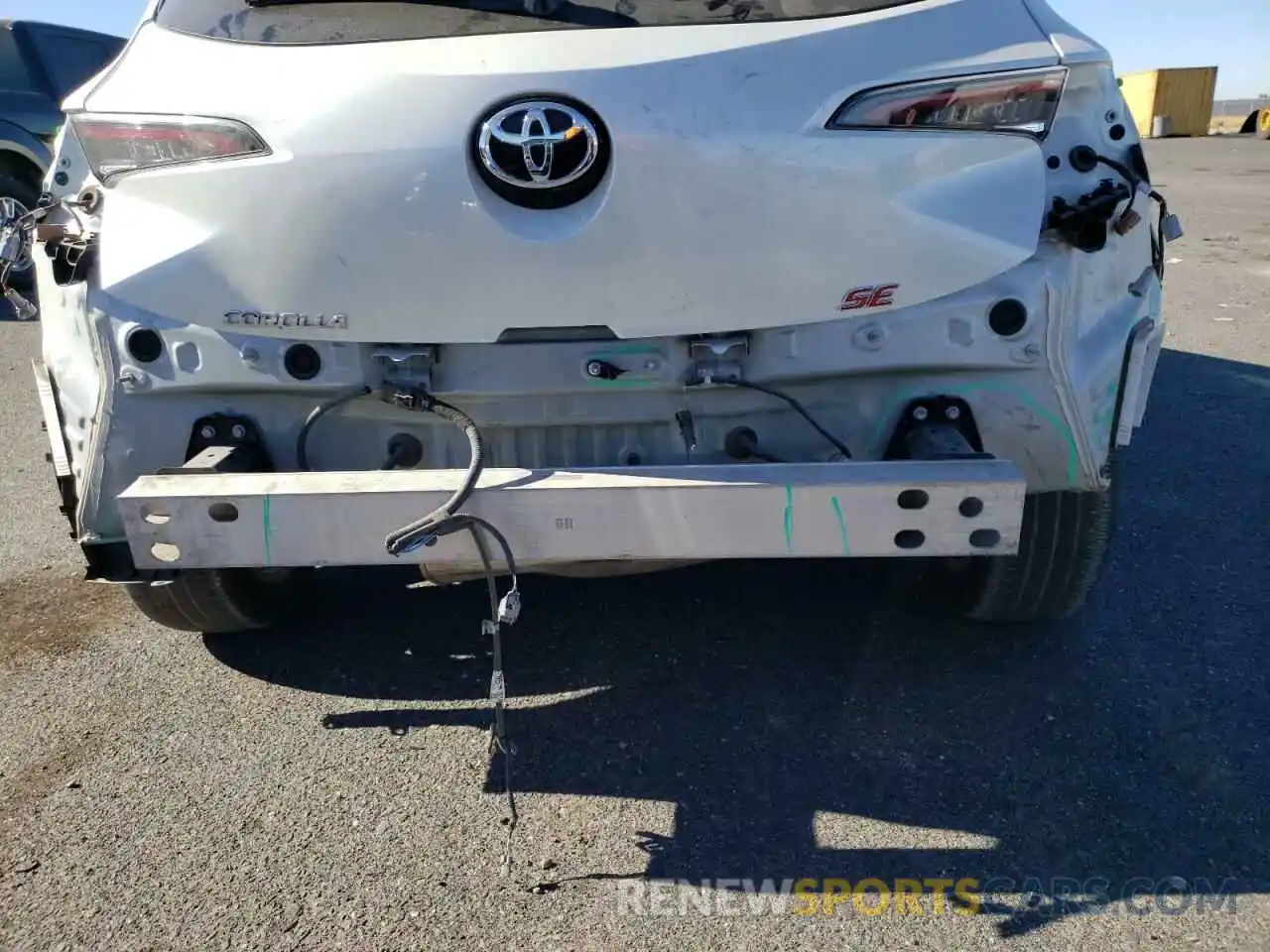 9 Photograph of a damaged car JTNK4RBEXK3033708 TOYOTA COROLLA 2019