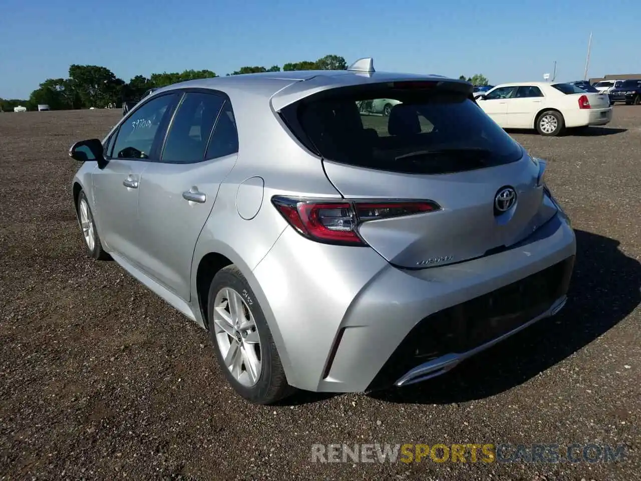 3 Photograph of a damaged car JTNK4RBEXK3036866 TOYOTA COROLLA 2019