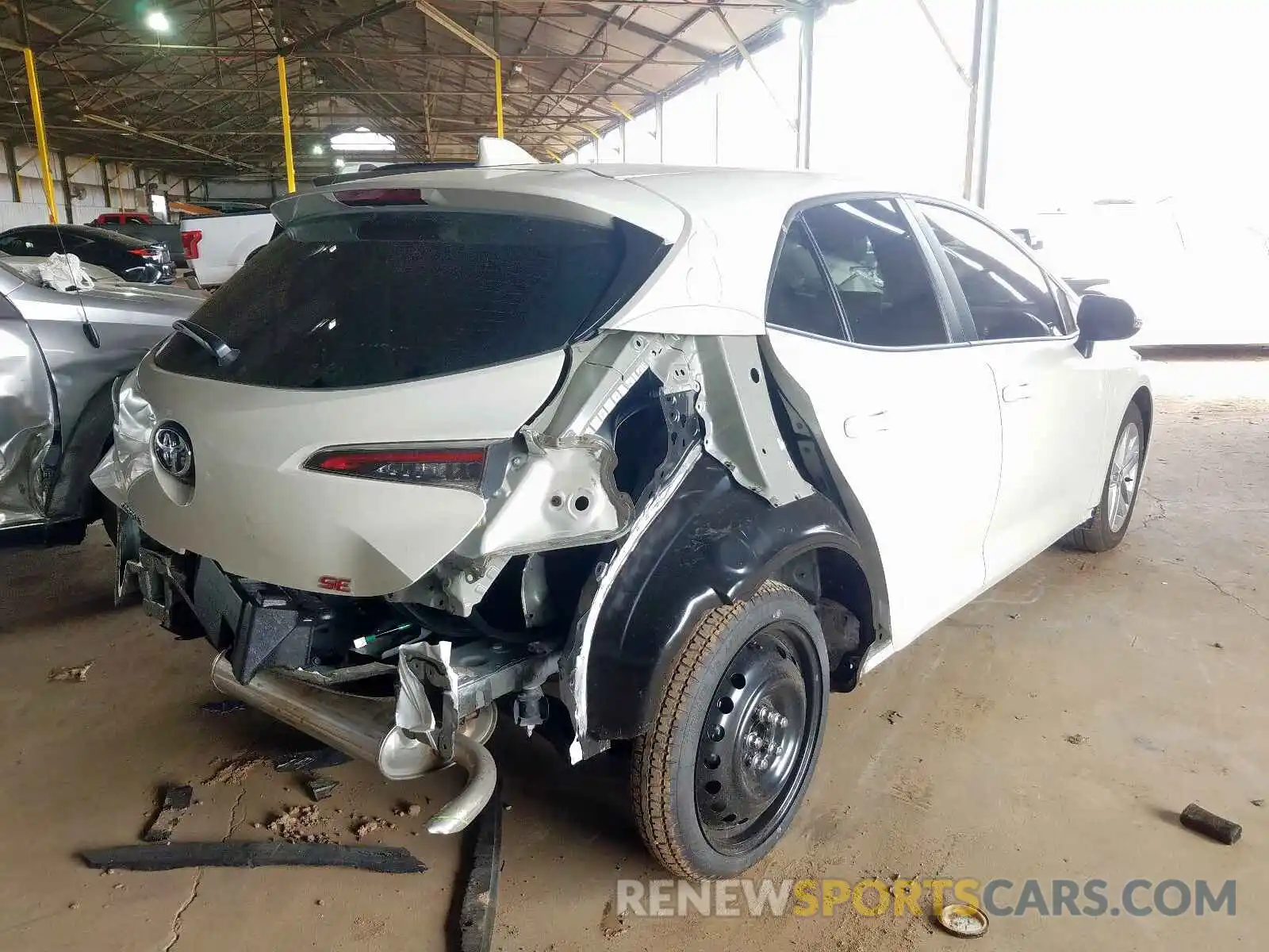 4 Photograph of a damaged car JTNK4RBEXK3039993 TOYOTA COROLLA 2019