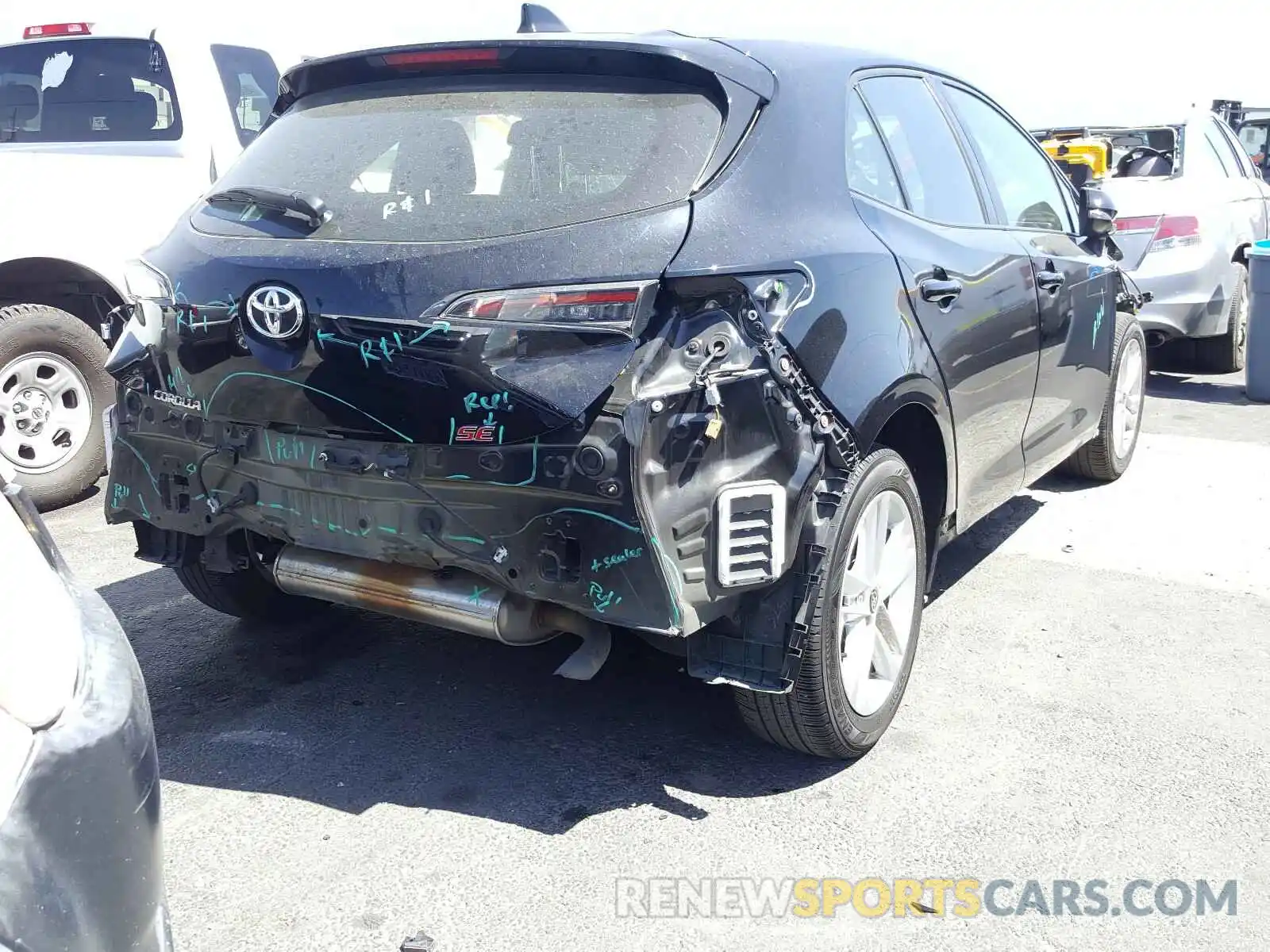 4 Photograph of a damaged car JTNK4RBEXK3040934 TOYOTA COROLLA 2019