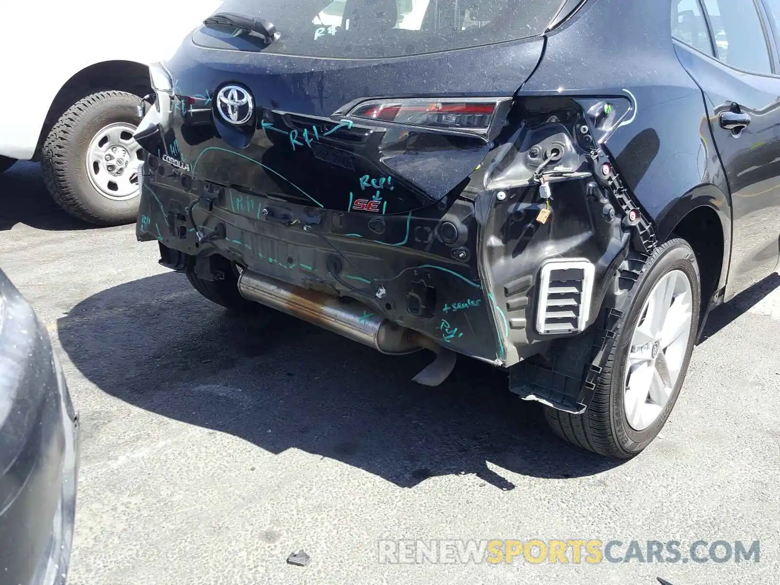 9 Photograph of a damaged car JTNK4RBEXK3040934 TOYOTA COROLLA 2019