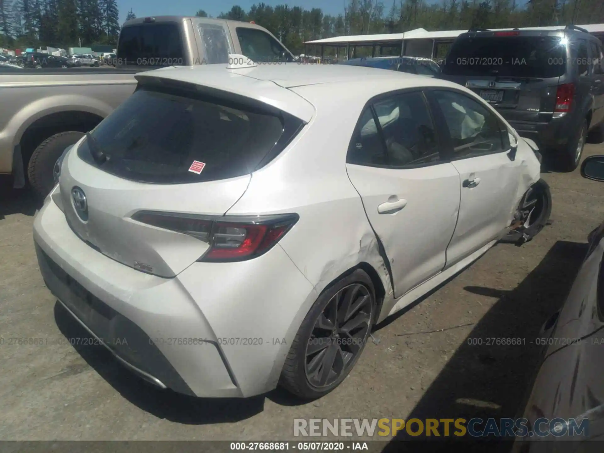 4 Photograph of a damaged car JTNK4RBEXK3058401 TOYOTA COROLLA 2019