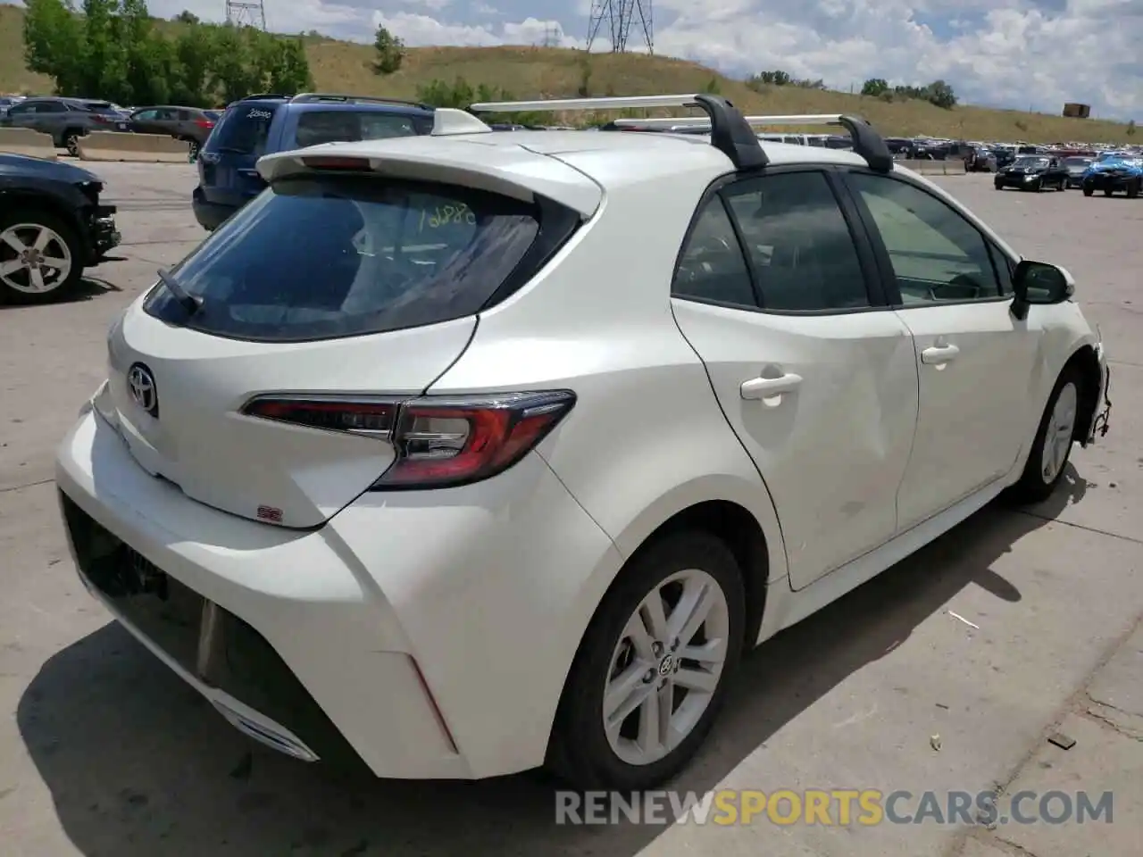 4 Photograph of a damaged car JTNK4RBEXK3070337 TOYOTA COROLLA 2019