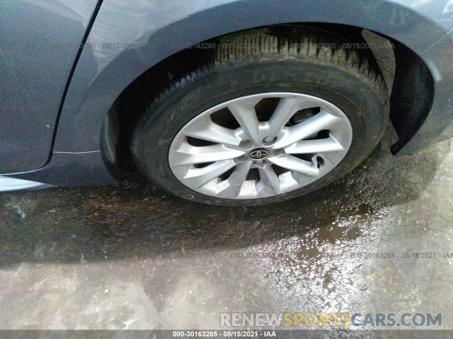 8 Photograph of a damaged car 000HPRAEXLJ068110 TOYOTA COROLLA 2020