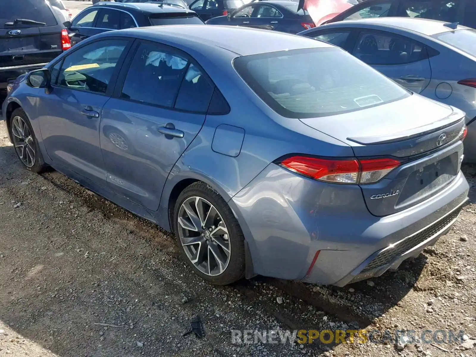 3 Photograph of a damaged car 5YFB4RBE0LP001931 TOYOTA COROLLA 2020