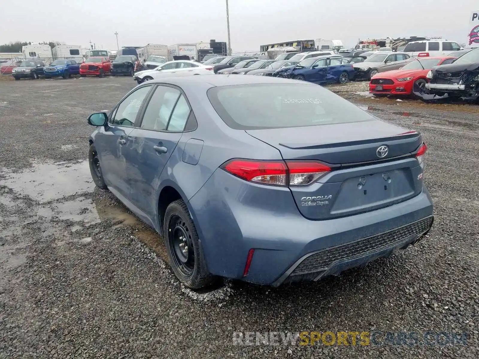 3 Photograph of a damaged car 5YFB4RBE1LP002845 TOYOTA COROLLA 2020