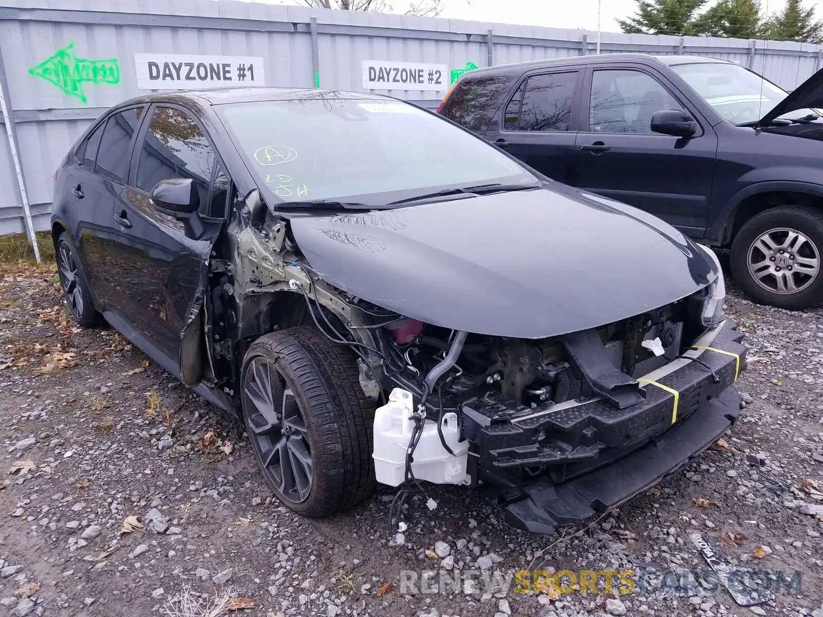 1 Photograph of a damaged car 5YFB4RBE2LP007987 TOYOTA COROLLA 2020