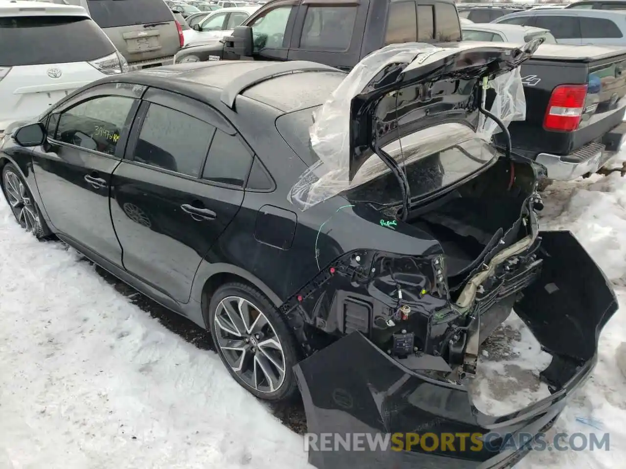 3 Photograph of a damaged car 5YFB4RBE2LP020724 TOYOTA COROLLA 2020