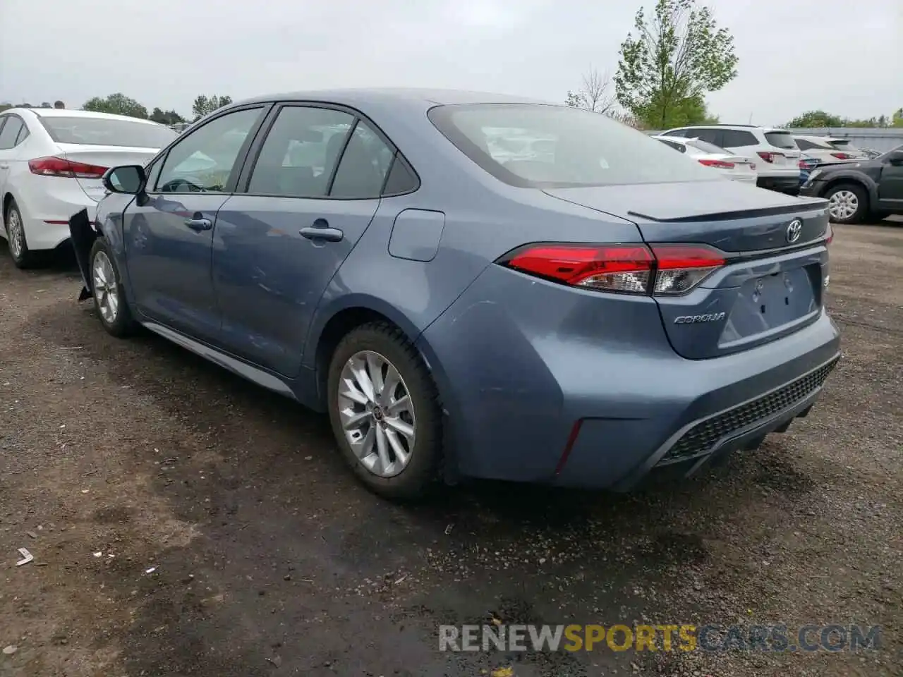 3 Photograph of a damaged car 5YFB4RBE4LP053742 TOYOTA COROLLA 2020