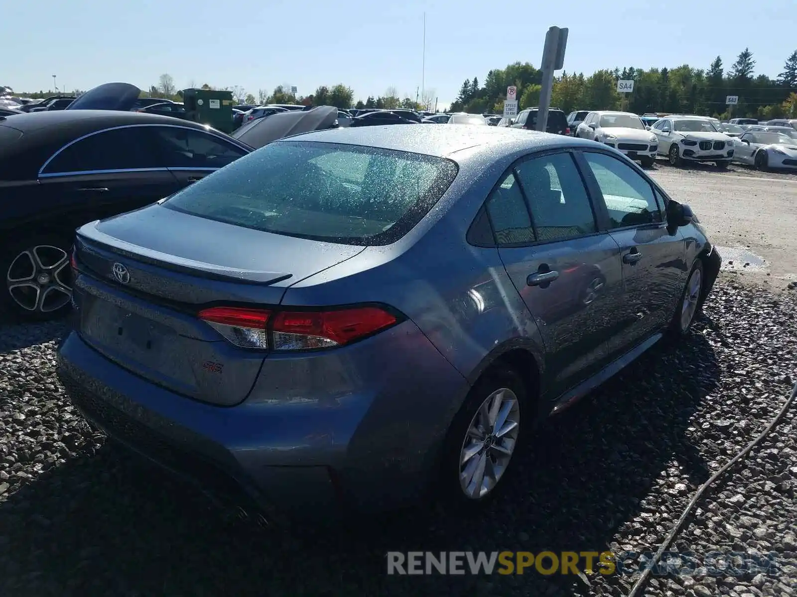 4 Photograph of a damaged car 5YFB4RBE5LP020278 TOYOTA COROLLA 2020