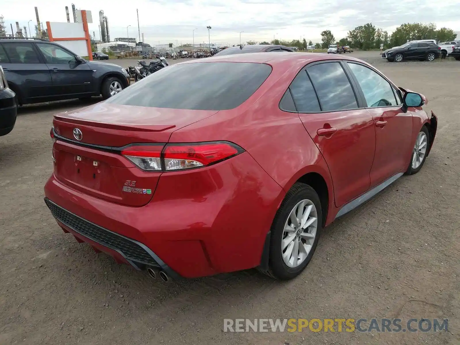 4 Photograph of a damaged car 5YFB4RBE7LP001599 TOYOTA COROLLA 2020