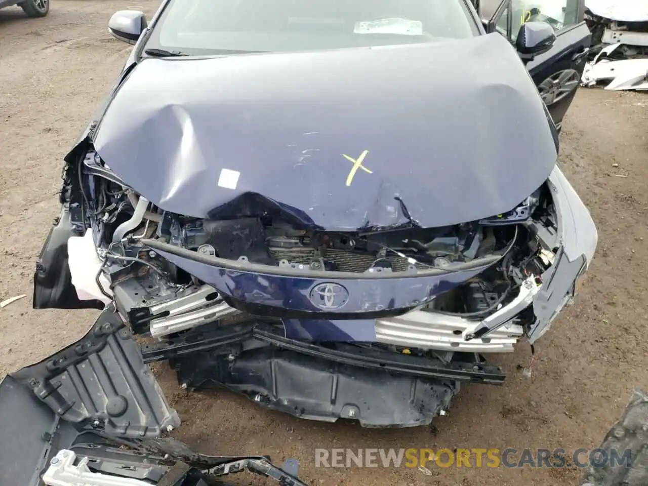 7 Photograph of a damaged car 5YFB4RBE7LP031072 TOYOTA COROLLA 2020