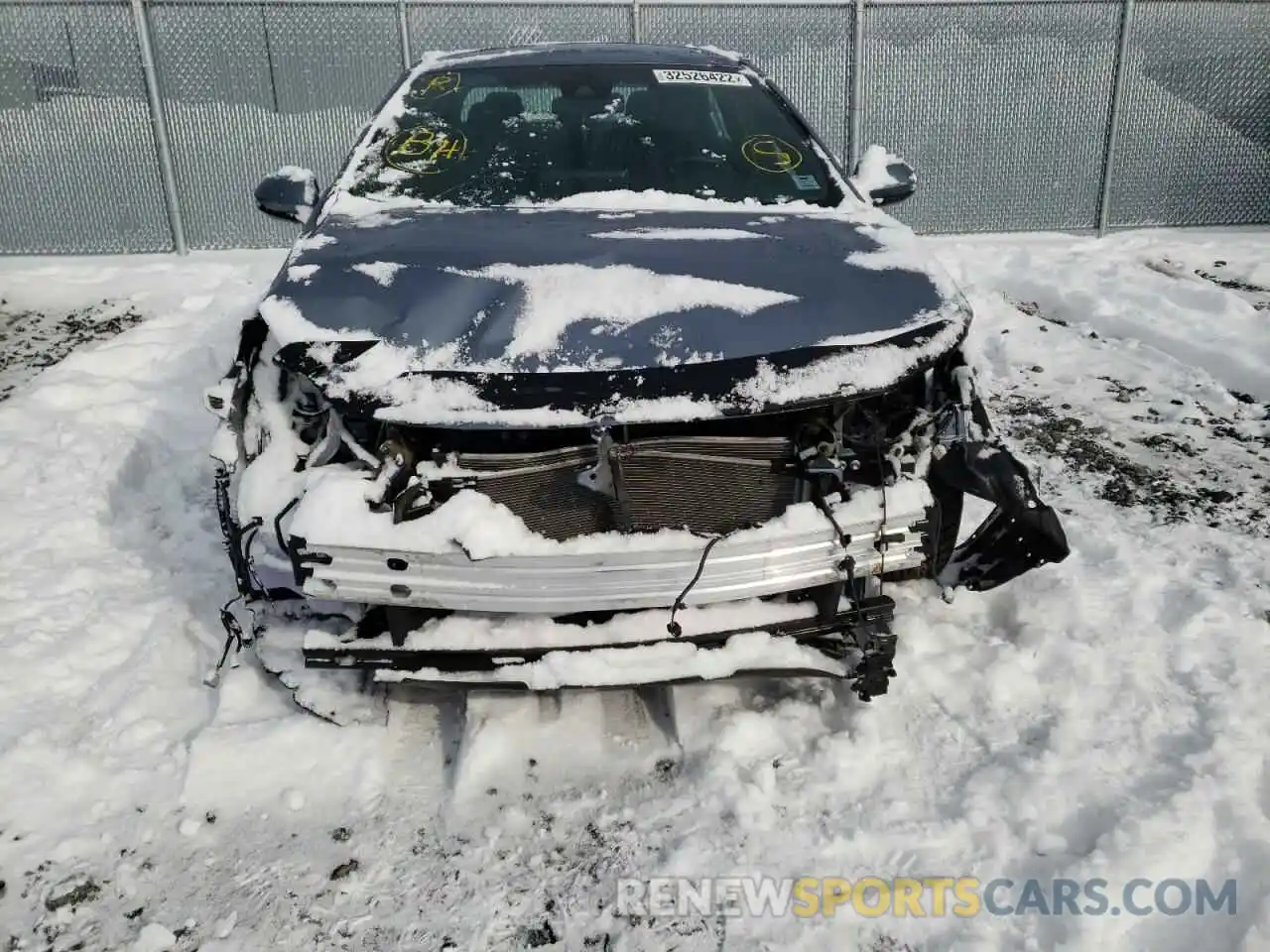 9 Photograph of a damaged car 5YFB4RBE8LP048561 TOYOTA COROLLA 2020