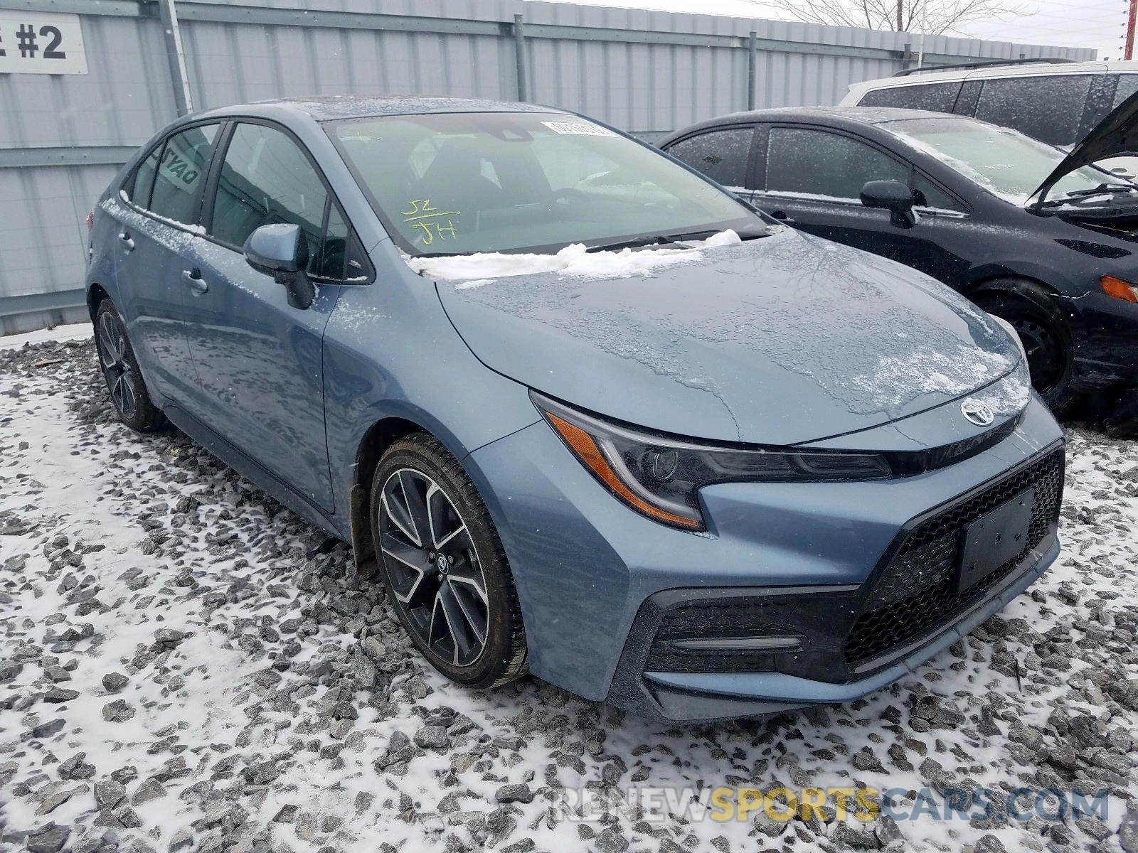 1 Photograph of a damaged car 5YFB4RBE9LP010420 TOYOTA COROLLA 2020