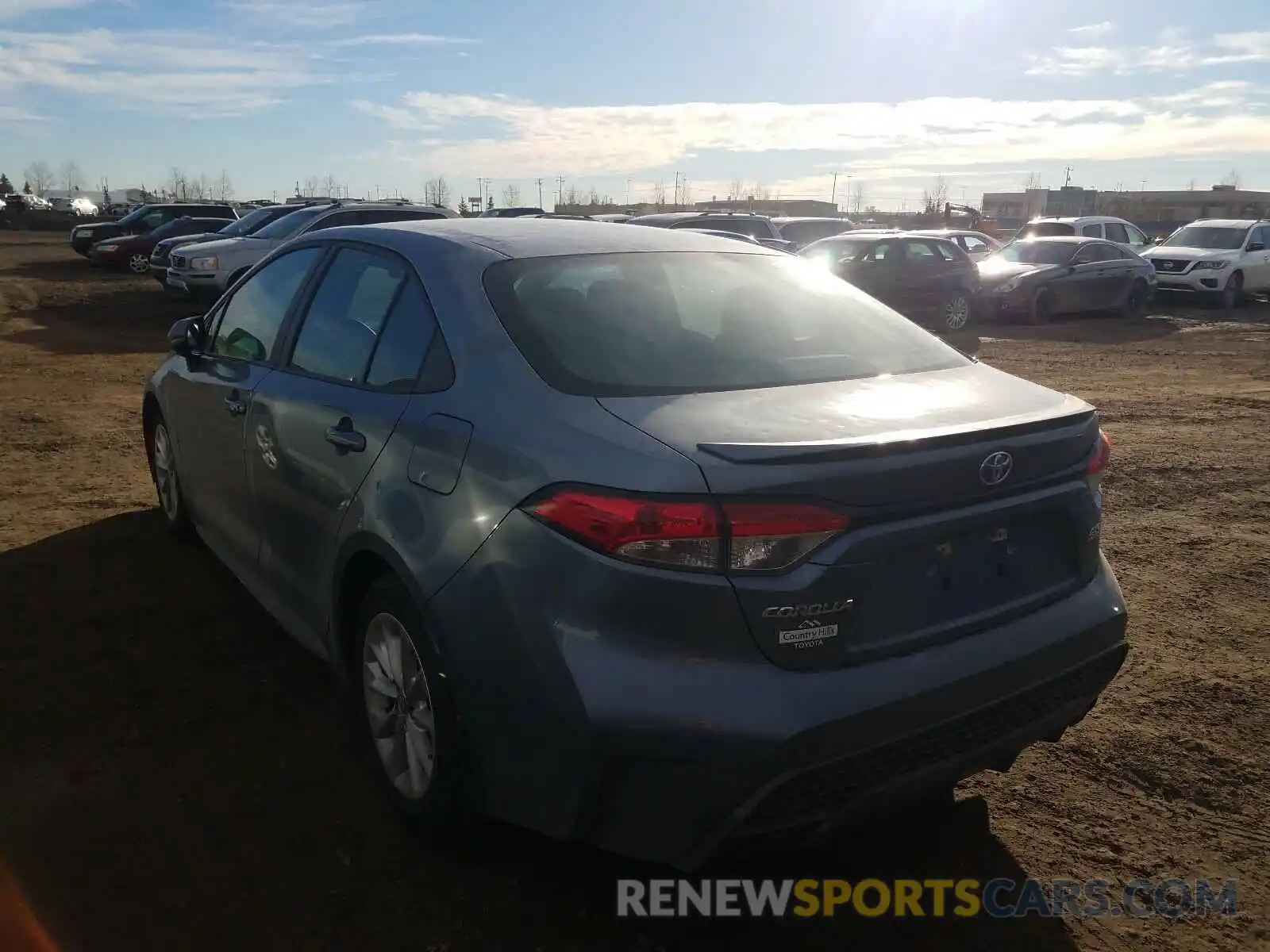 3 Photograph of a damaged car 5YFB4RBE9LP010899 TOYOTA COROLLA 2020