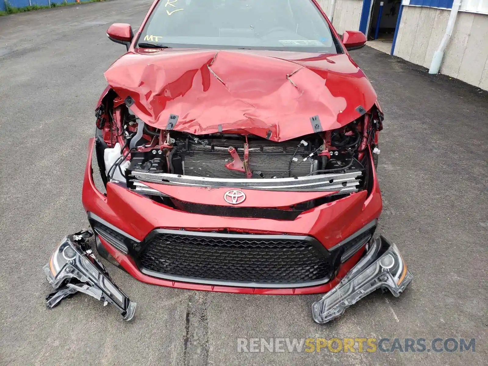 9 Photograph of a damaged car 5YFB4RBEXLP005243 TOYOTA COROLLA 2020