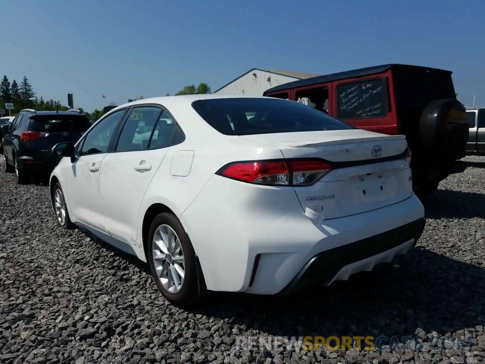 3 Photograph of a damaged car 5YFB4RBEXLP016162 TOYOTA COROLLA 2020