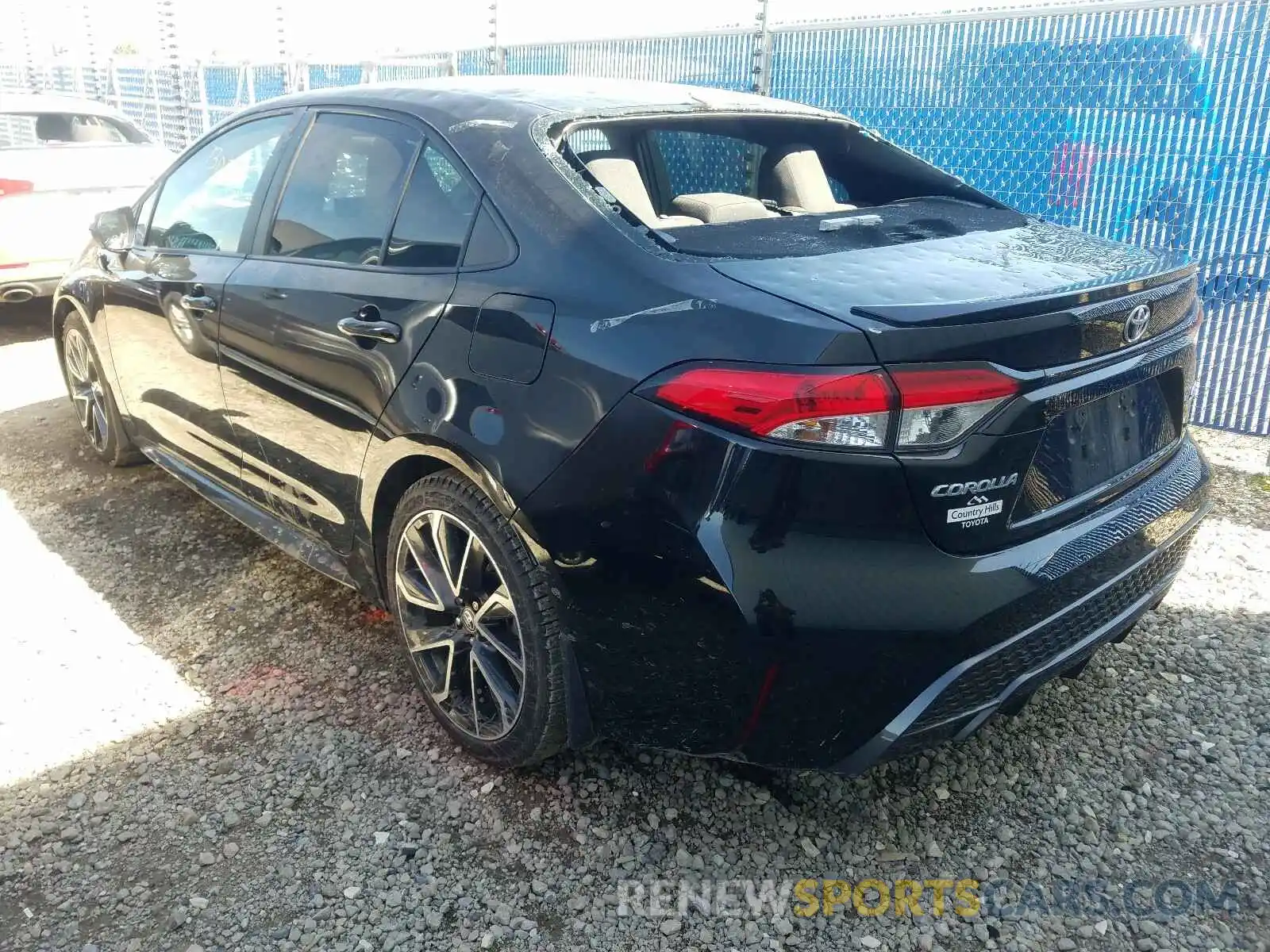 3 Photograph of a damaged car 5YFB4RBEXLP019028 TOYOTA COROLLA 2020