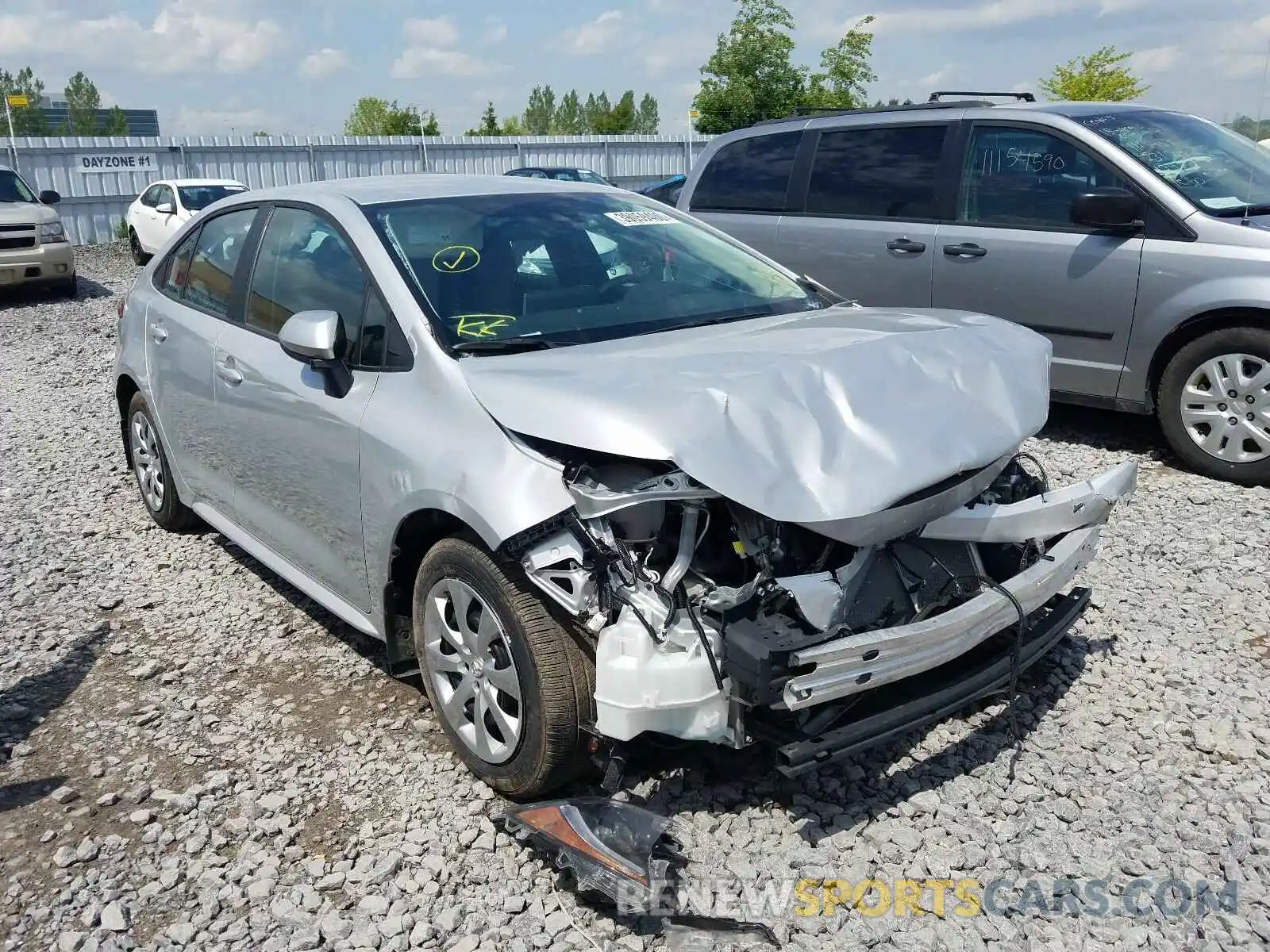 1 Photograph of a damaged car 5YFBPRBE0LP063062 TOYOTA COROLLA 2020