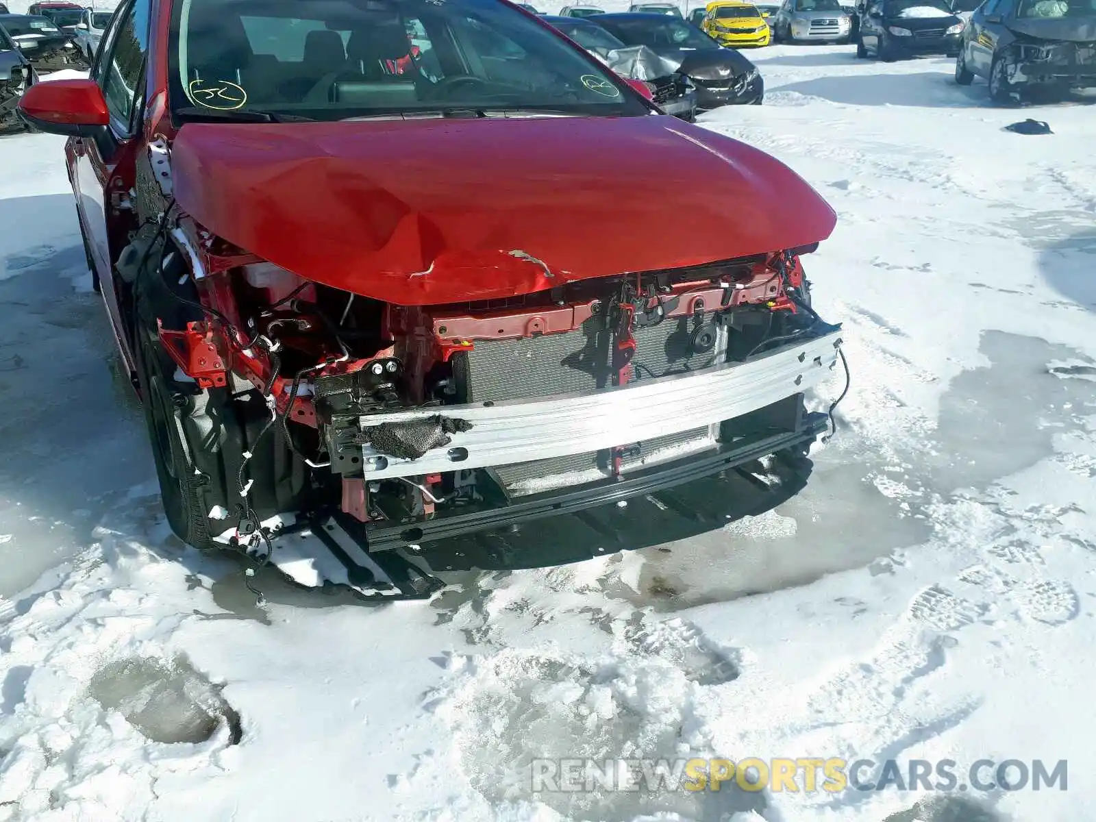 9 Photograph of a damaged car 5YFBPRBE1LP015523 TOYOTA COROLLA 2020