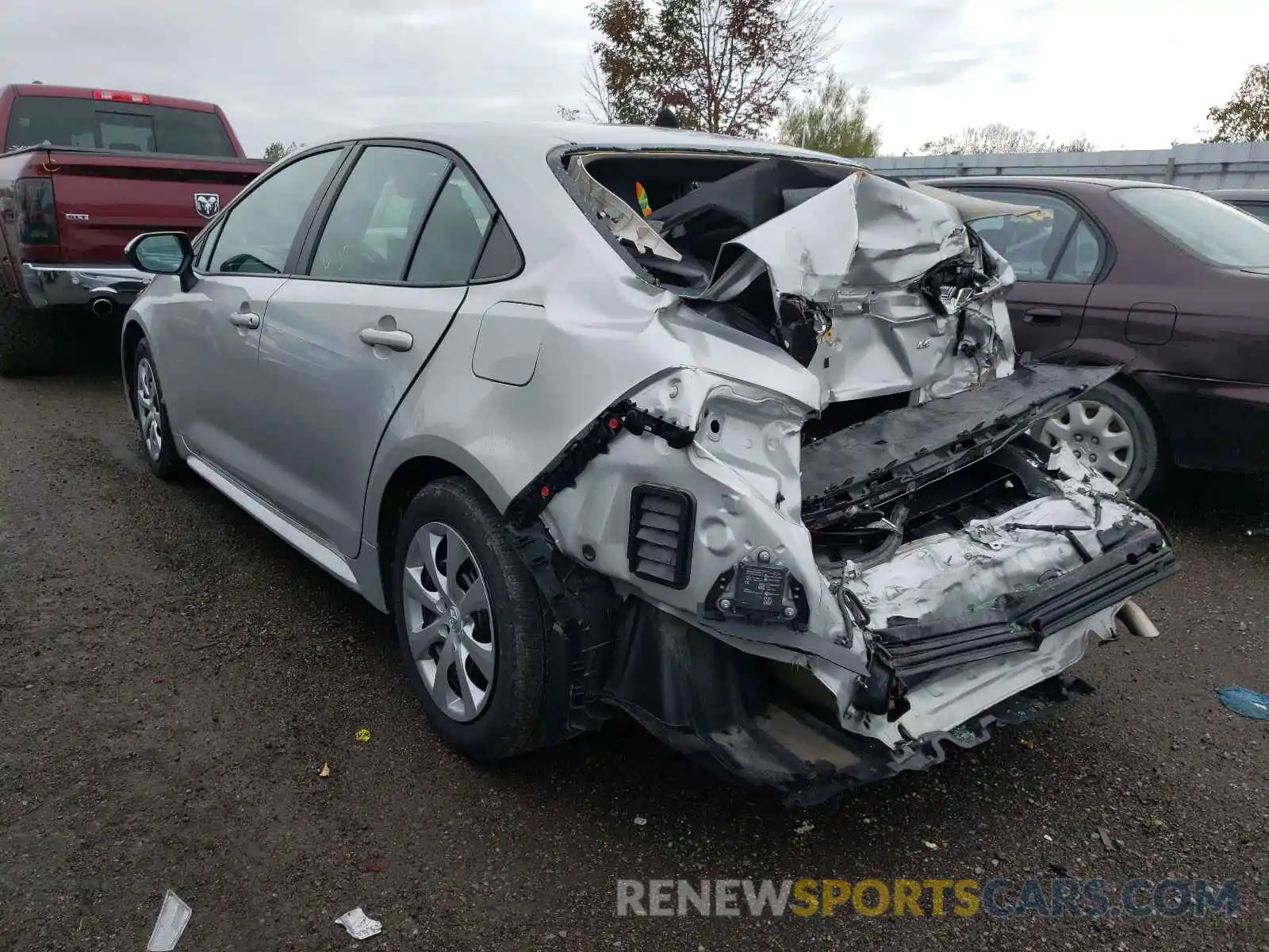 3 Photograph of a damaged car 5YFBPRBE1LP021211 TOYOTA COROLLA 2020