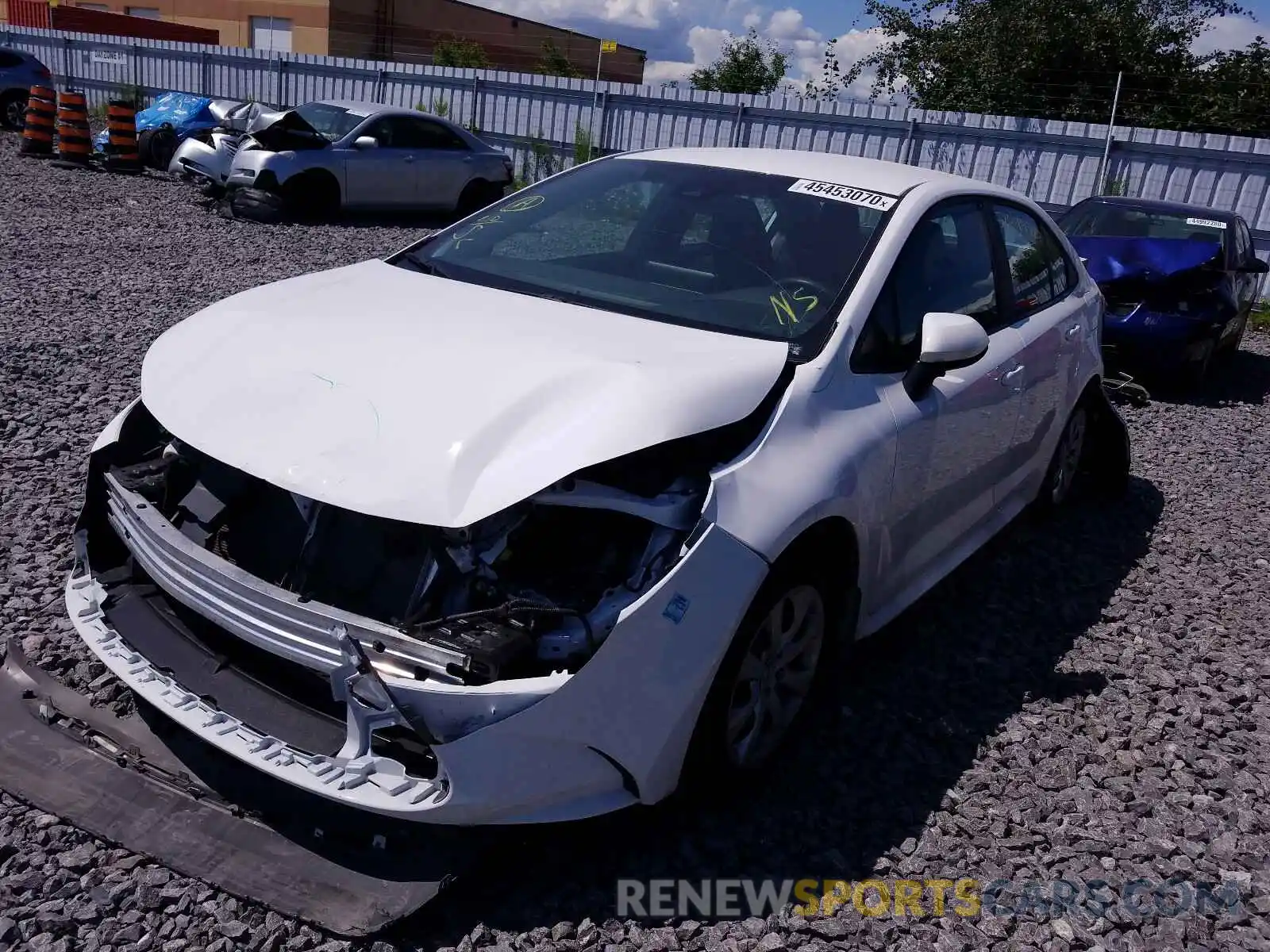 2 Photograph of a damaged car 5YFBPRBE1LP080131 TOYOTA COROLLA 2020