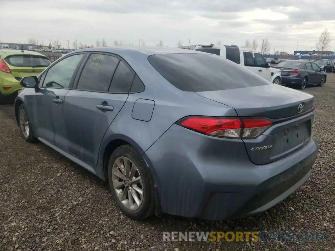 3 Photograph of a damaged car 5YFBPRBE1LP131739 TOYOTA COROLLA 2020