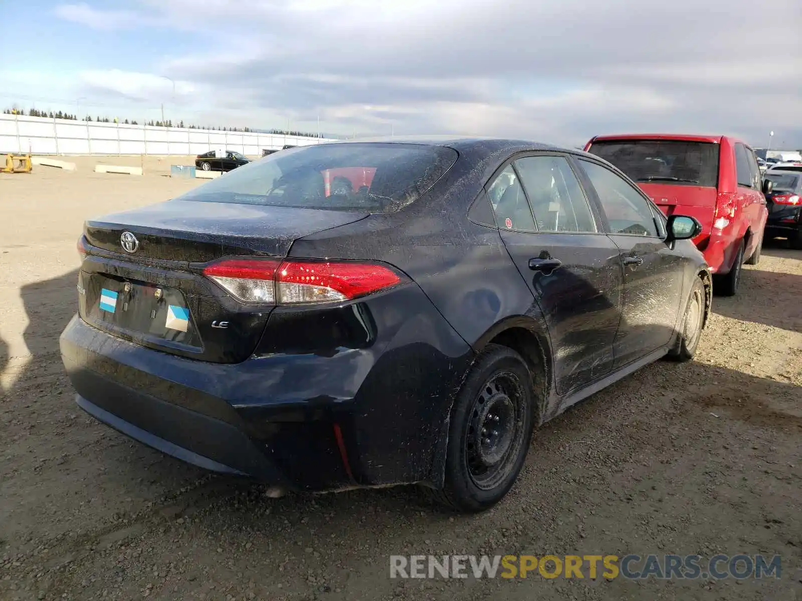 4 Photograph of a damaged car 5YFBPRBE1LP134818 TOYOTA COROLLA 2020