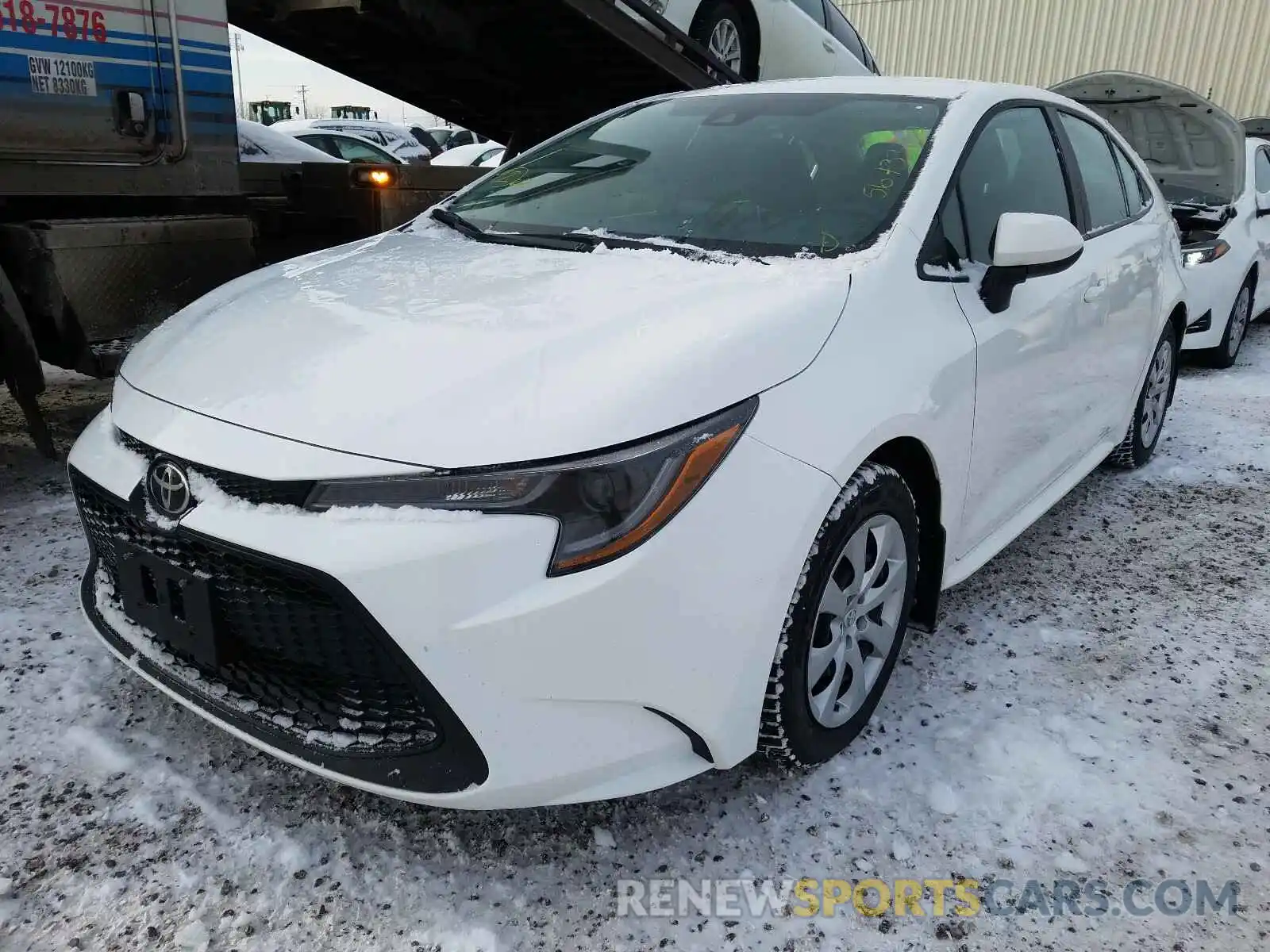 2 Photograph of a damaged car 5YFBPRBE2LP011111 TOYOTA COROLLA 2020