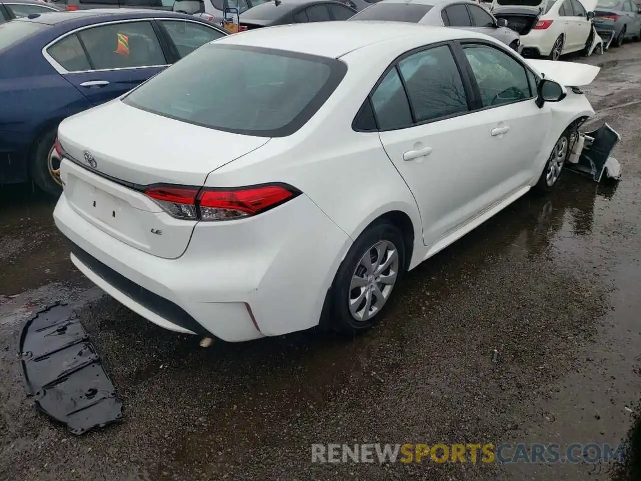 4 Photograph of a damaged car 5YFBPRBE2LP015353 TOYOTA COROLLA 2020