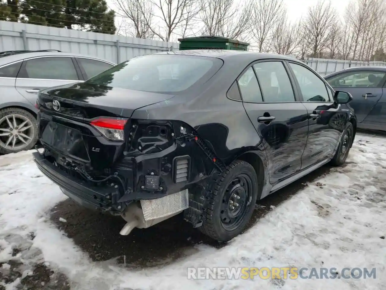 4 Photograph of a damaged car 5YFBPRBE2LP126436 TOYOTA COROLLA 2020