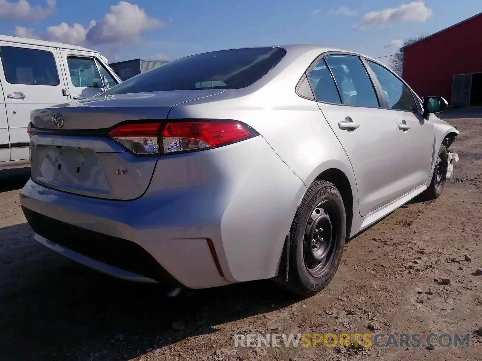 4 Photograph of a damaged car 5YFBPRBE3LP030055 TOYOTA COROLLA 2020