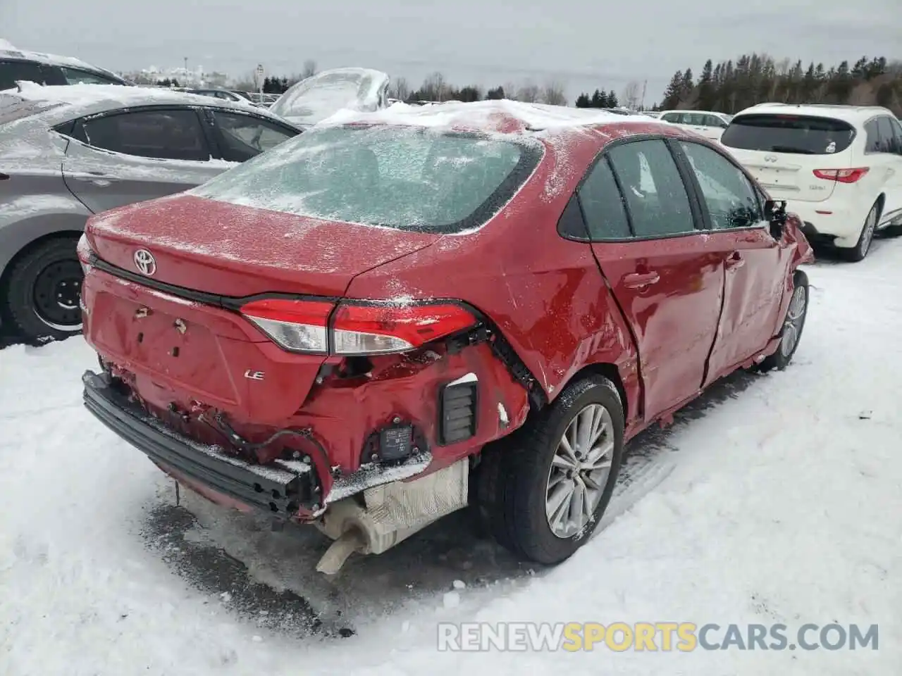 4 Photograph of a damaged car 5YFBPRBE3LP105918 TOYOTA COROLLA 2020