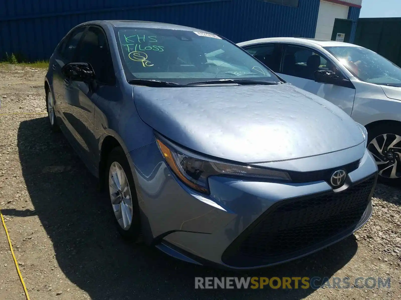 1 Photograph of a damaged car 5YFBPRBE3LP112187 TOYOTA COROLLA 2020