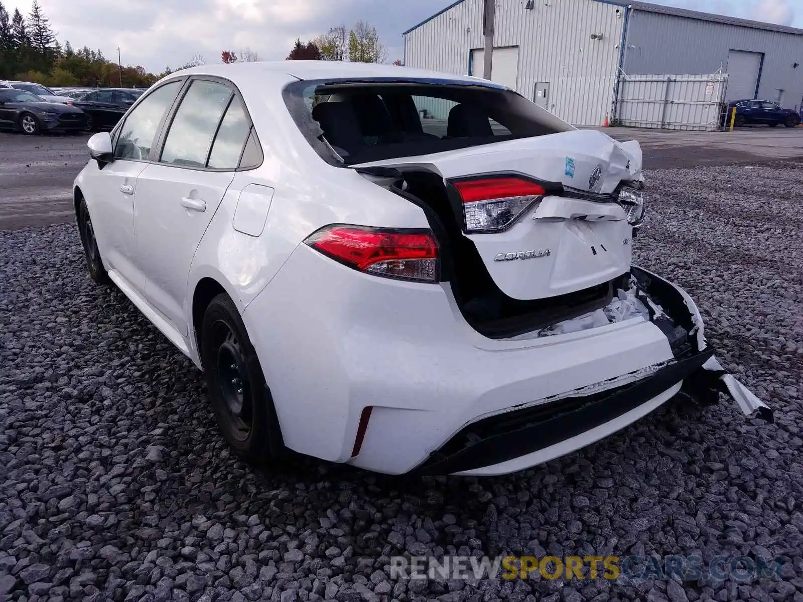 3 Photograph of a damaged car 5YFBPRBE5LP004122 TOYOTA COROLLA 2020