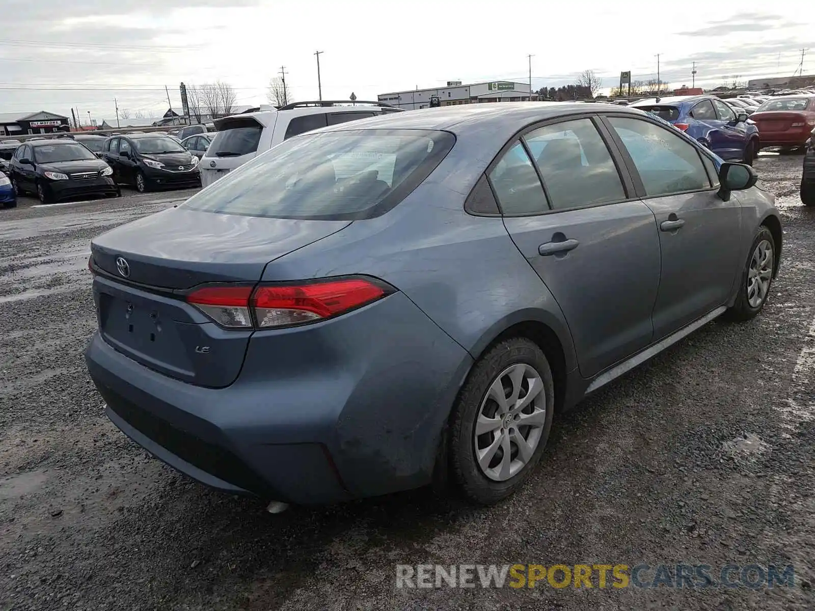 4 Photograph of a damaged car 5YFBPRBE5LP135079 TOYOTA COROLLA 2020