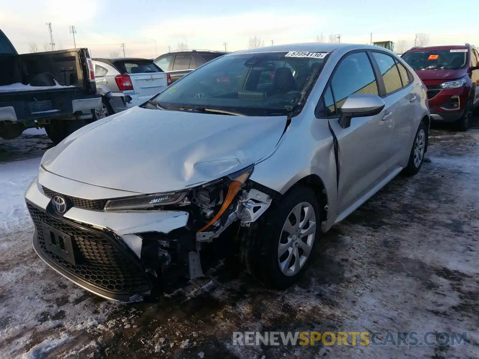 2 Photograph of a damaged car 5YFBPRBE6LP010219 TOYOTA COROLLA 2020