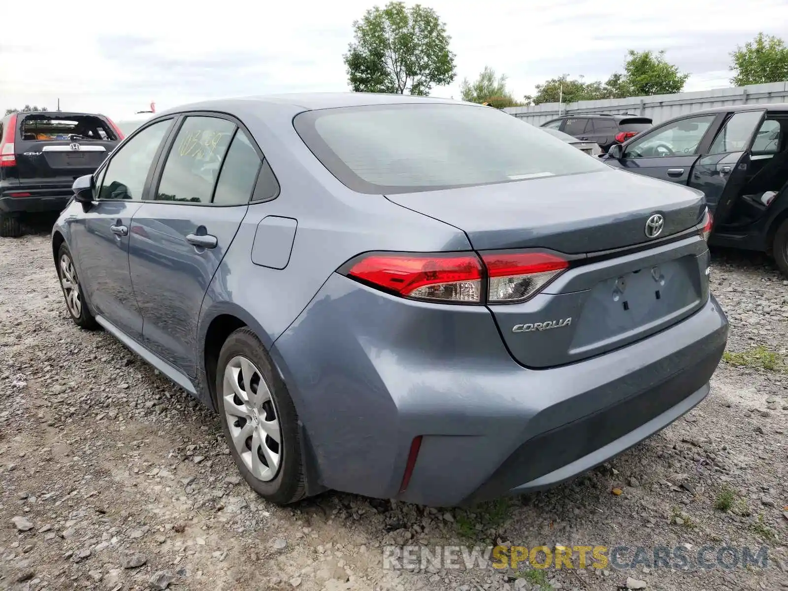 3 Photograph of a damaged car 5YFBPRBE6LP038800 TOYOTA COROLLA 2020