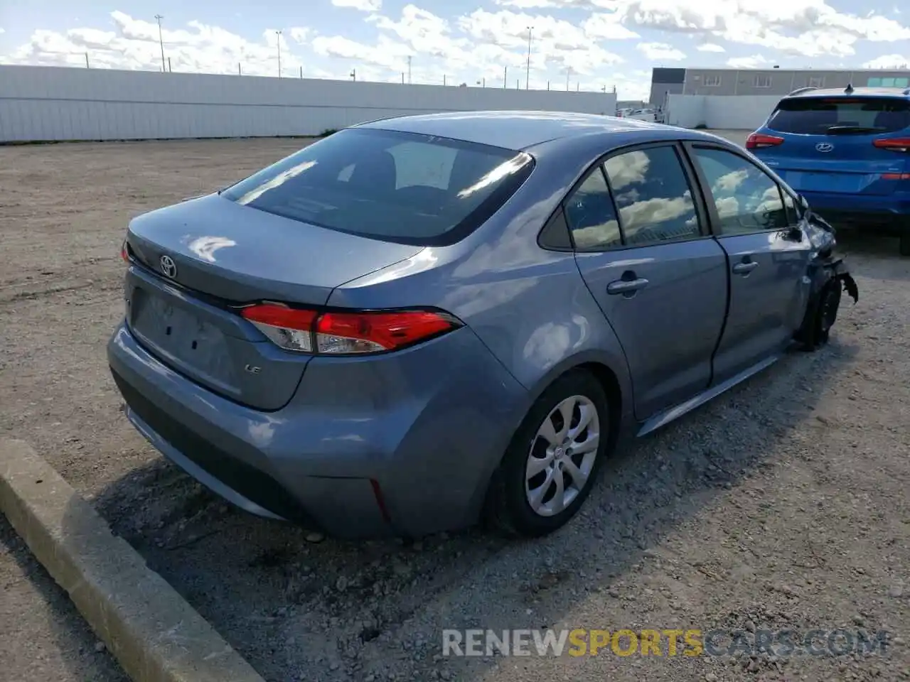 4 Photograph of a damaged car 5YFBPRBE7LP008401 TOYOTA COROLLA 2020