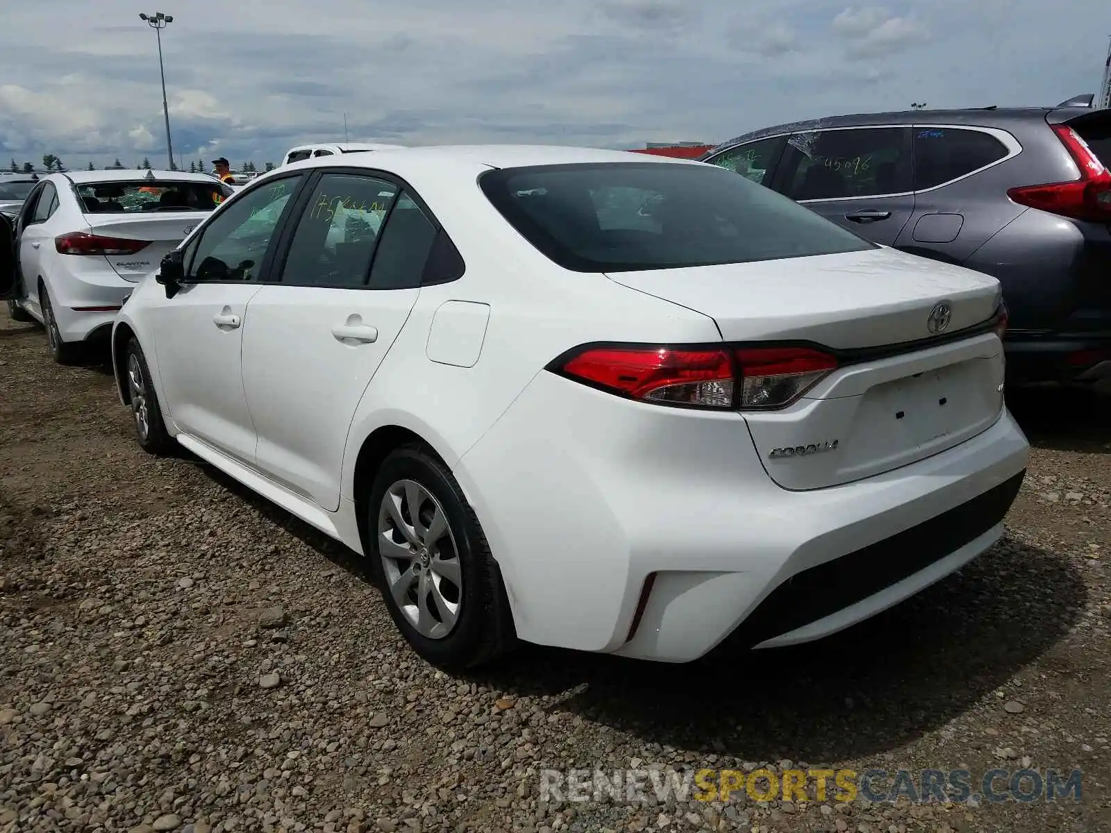 3 Photograph of a damaged car 5YFBPRBE7LP018457 TOYOTA COROLLA 2020