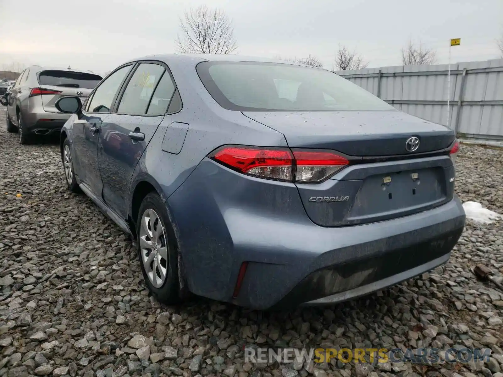 3 Photograph of a damaged car 5YFBPRBE7LP020449 TOYOTA COROLLA 2020