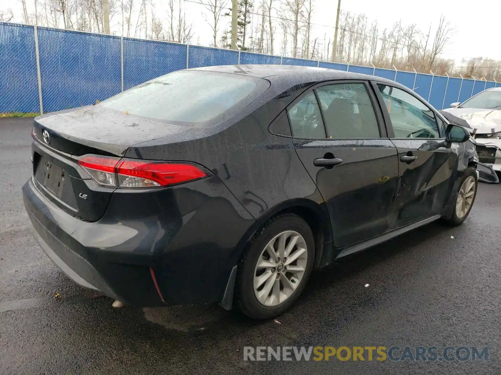 4 Photograph of a damaged car 5YFBPRBE7LP028034 TOYOTA COROLLA 2020