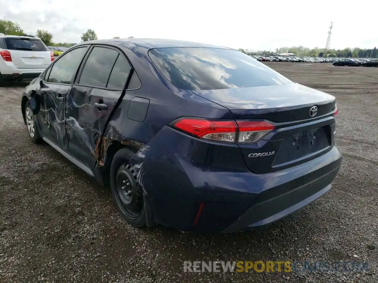 3 Photograph of a damaged car 5YFBPRBE7LP038319 TOYOTA COROLLA 2020