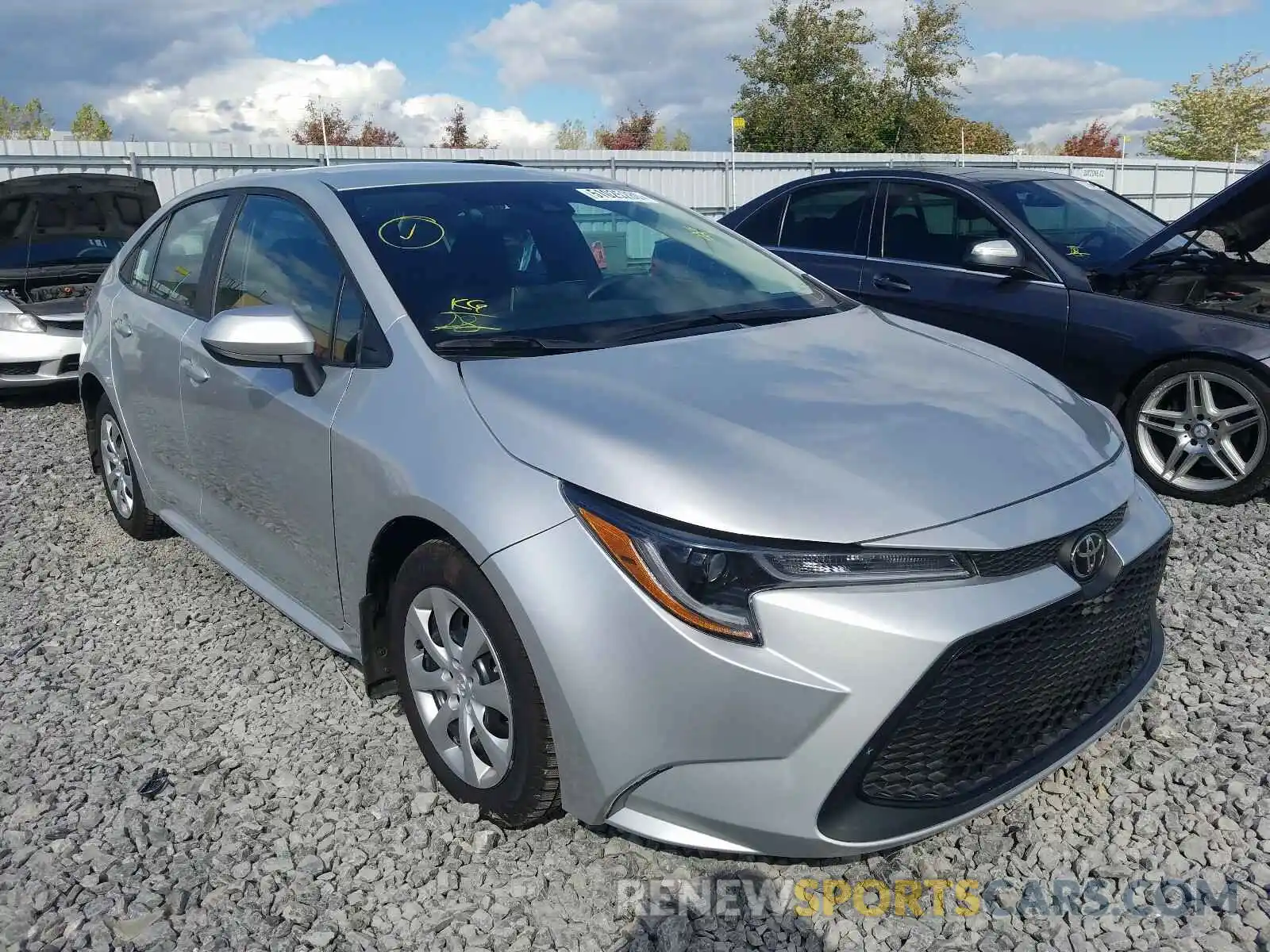 1 Photograph of a damaged car 5YFBPRBE7LP066959 TOYOTA COROLLA 2020