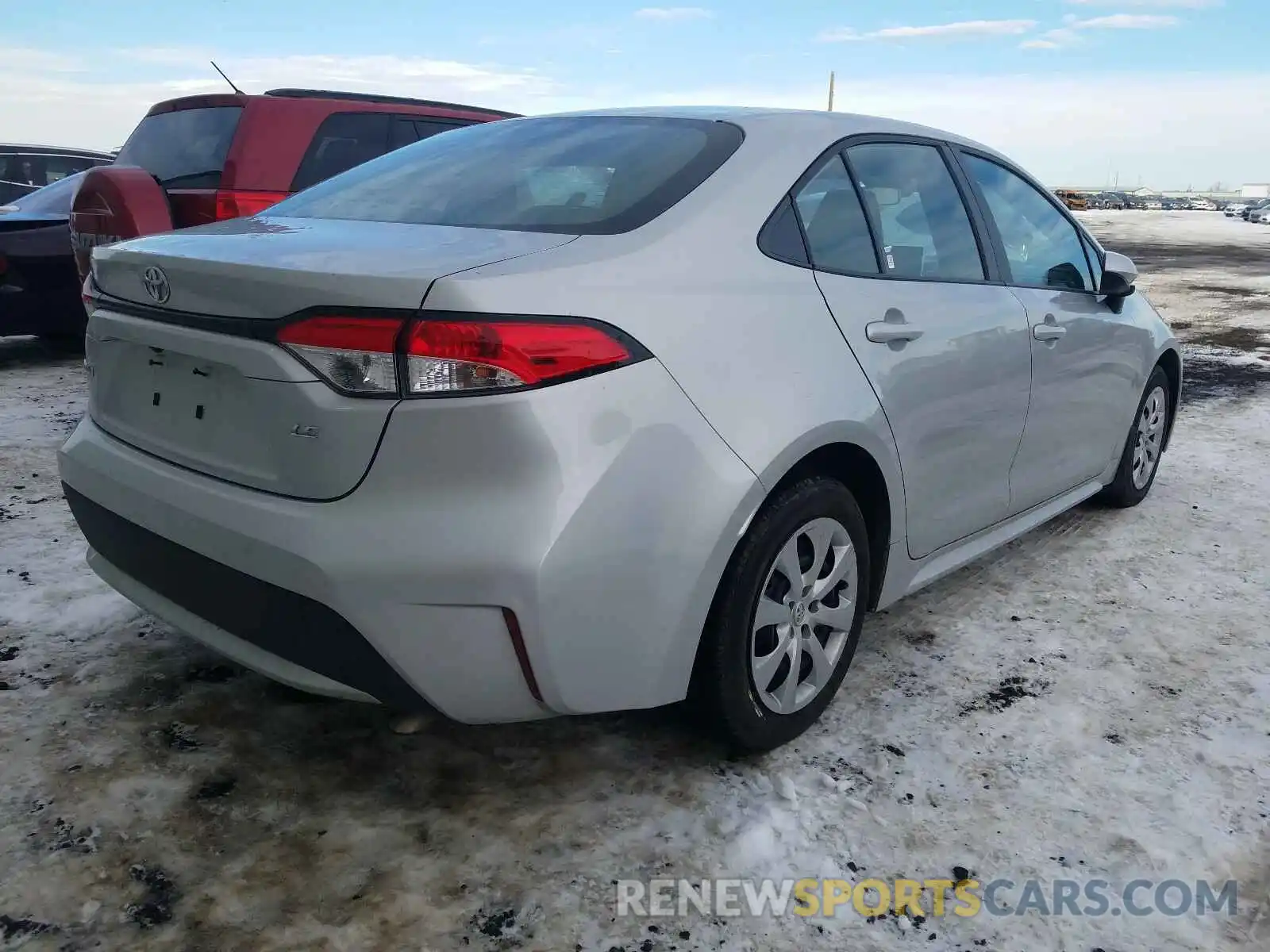 4 Photograph of a damaged car 5YFBPRBE8LP010724 TOYOTA COROLLA 2020