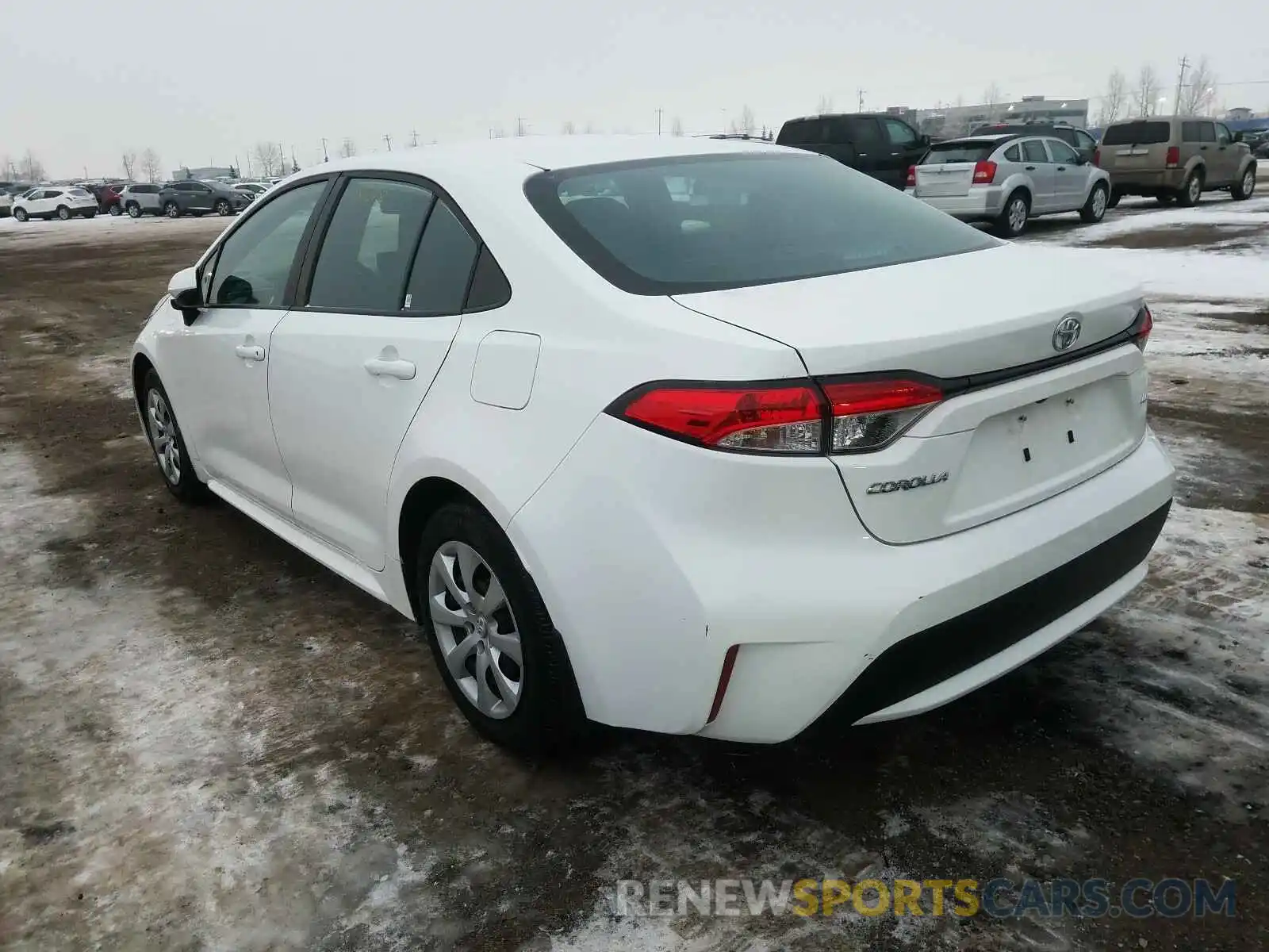 3 Photograph of a damaged car 5YFBPRBE9LP011347 TOYOTA COROLLA 2020