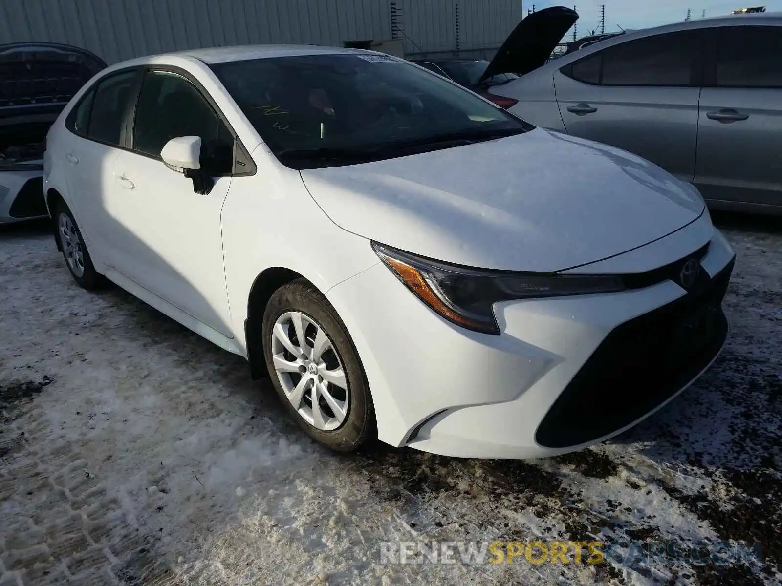 1 Photograph of a damaged car 5YFBPRBE9LP011364 TOYOTA COROLLA 2020