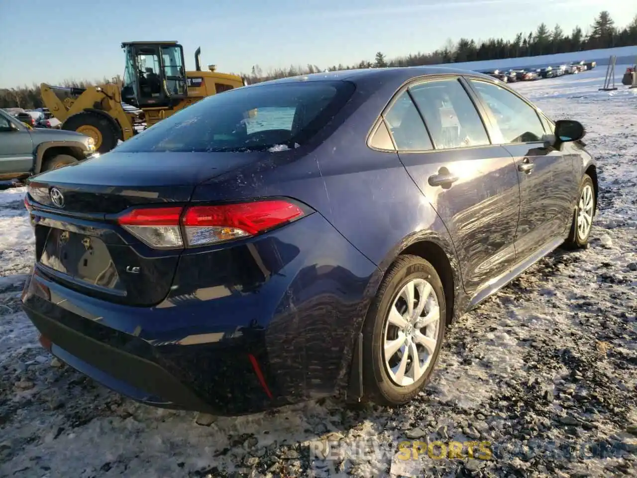 4 Photograph of a damaged car 5YFBPRBE9LP011431 TOYOTA COROLLA 2020