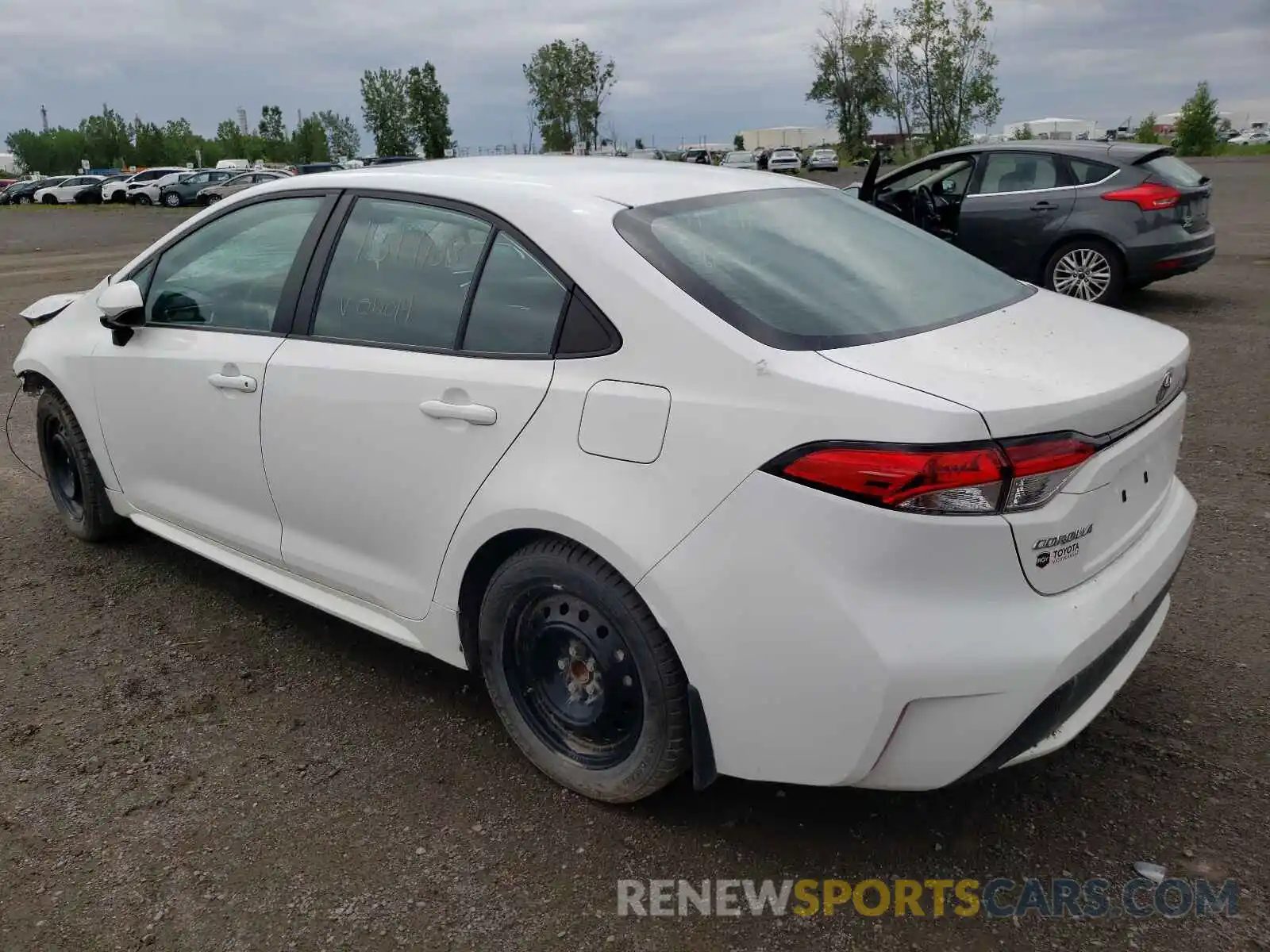 3 Photograph of a damaged car 5YFBPRBE9LP012014 TOYOTA COROLLA 2020