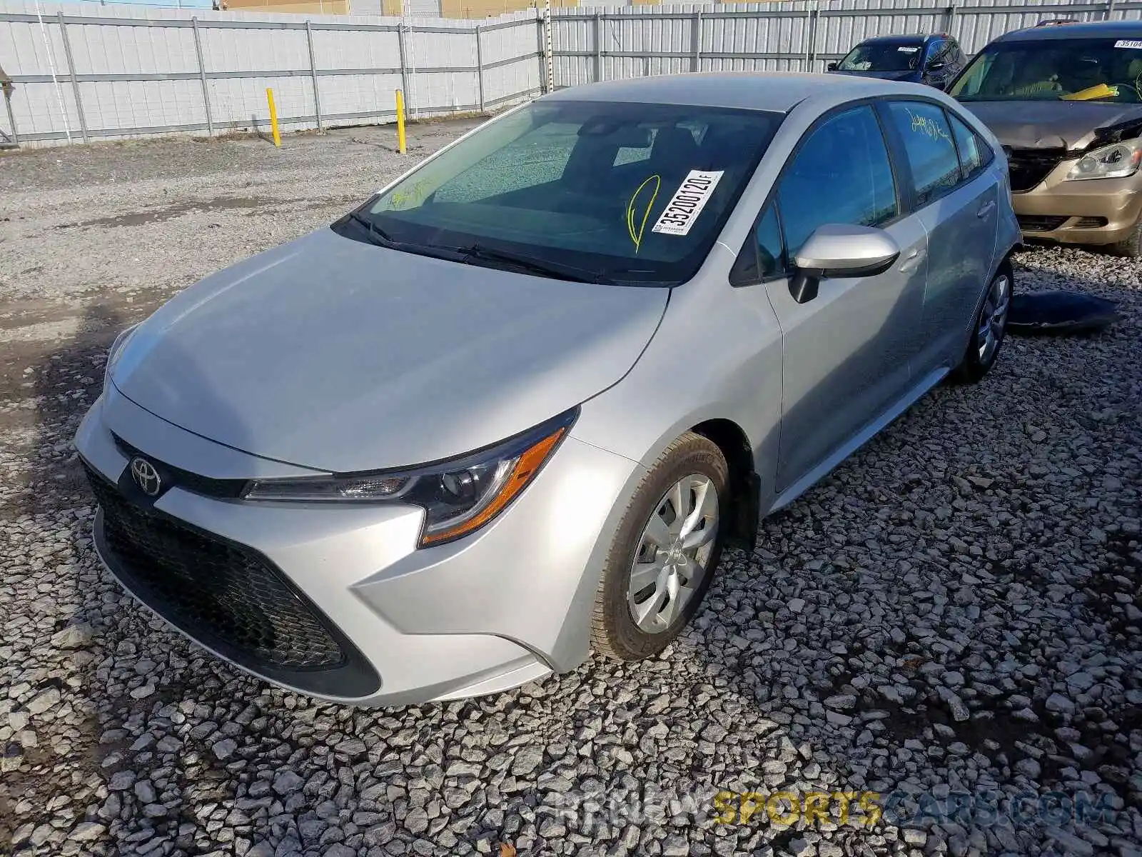 2 Photograph of a damaged car 5YFBPRBE9LP014880 TOYOTA COROLLA 2020